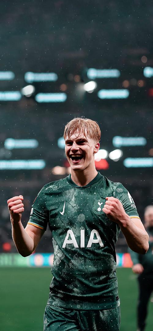 半场战报：门兴0-0莱比锡，比赛沉闷，两支球队总计0射正（半场简报：门兴0-0莱比锡，攻势乏力，双方0次射正）