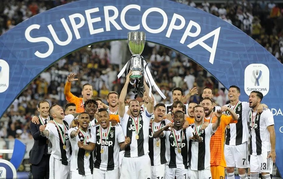 带队8场仅1胜！斯基拉：佛罗伦萨准备给瓦诺利最后一次机会（斯基拉：佛罗伦萨或将给瓦诺利最后机会，带队8战仅1胜）